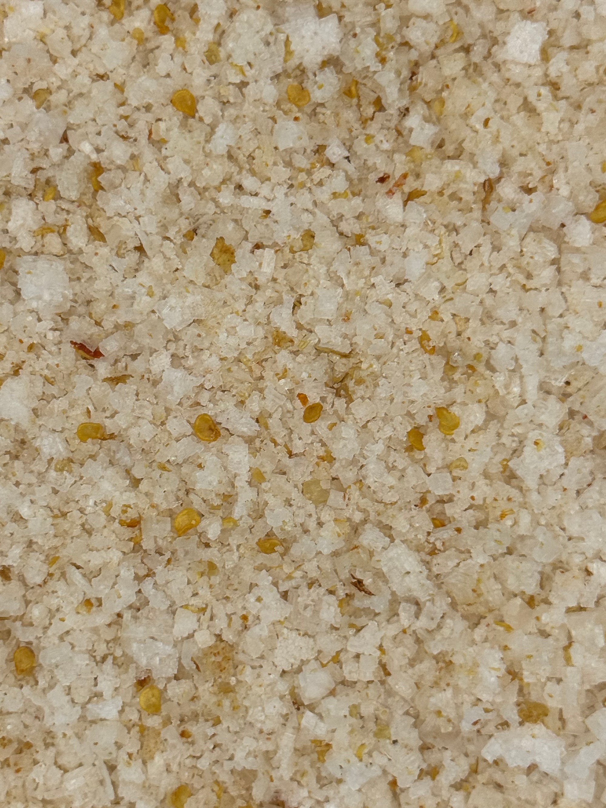 Salt crystals with Hawaiian chili pepper 